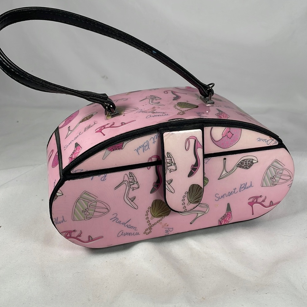 Vintage travel jewelry case pink